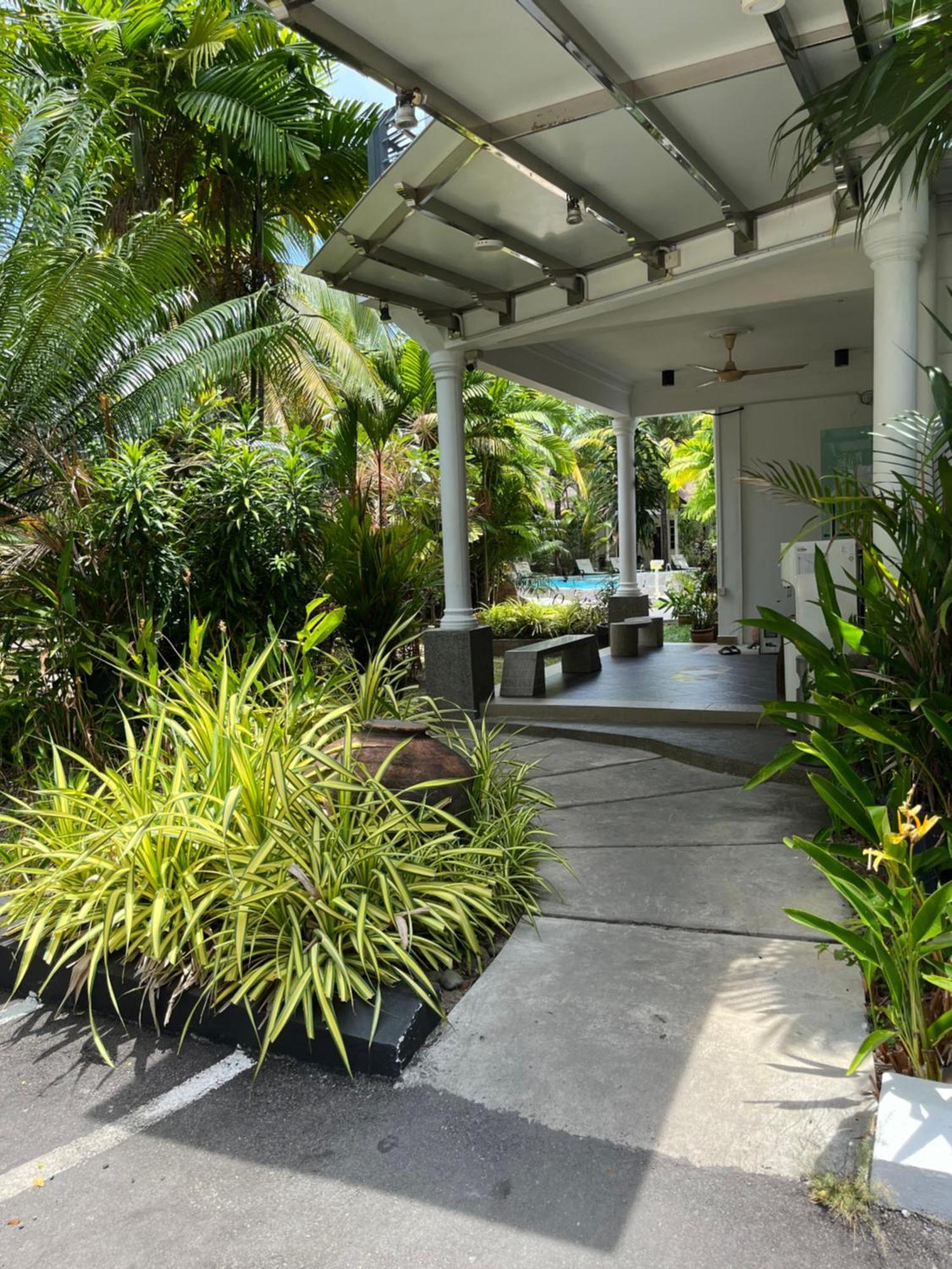 White Lodge Pantai Cenang  Exterior foto
