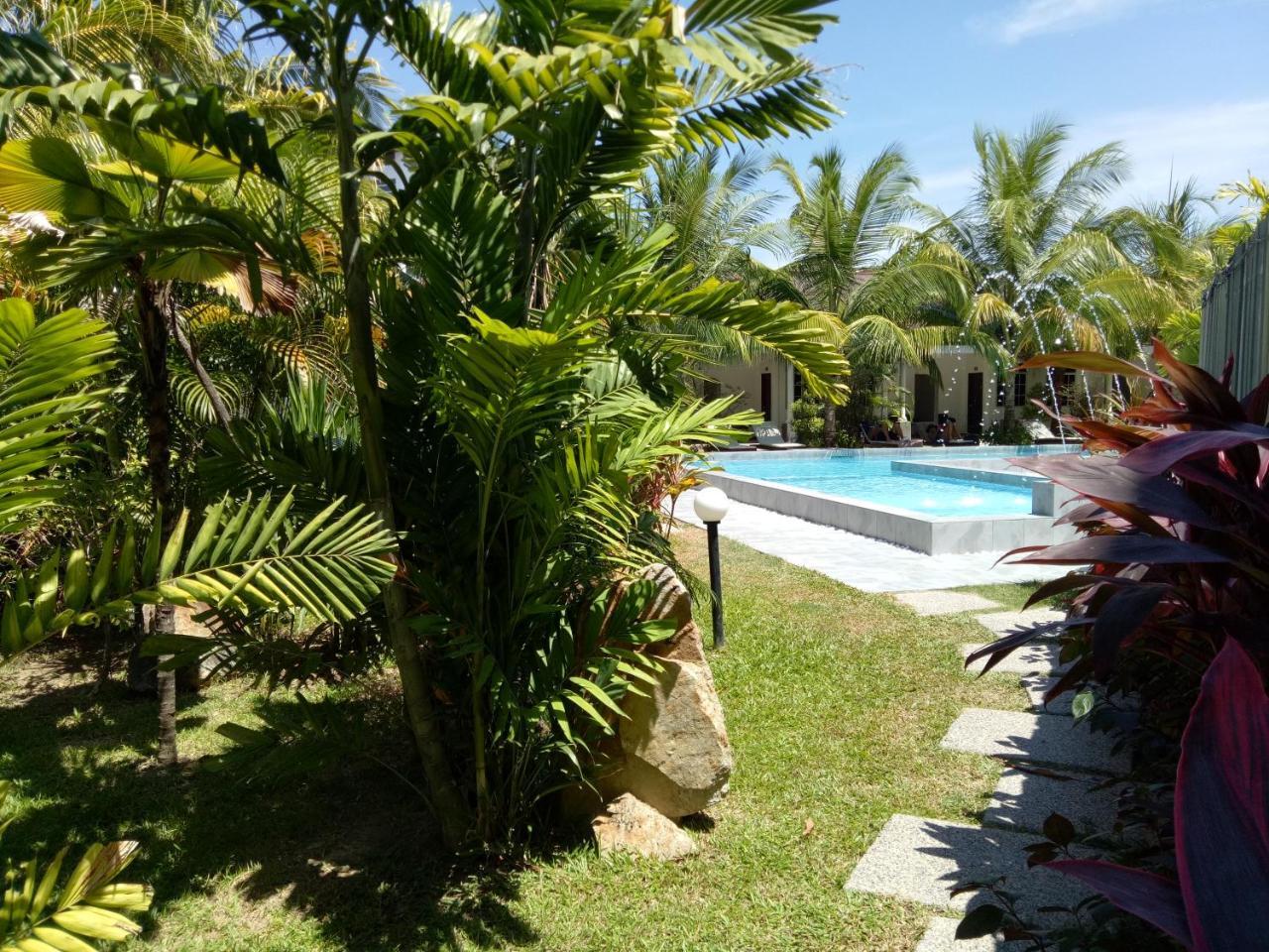 White Lodge Pantai Cenang  Exterior foto